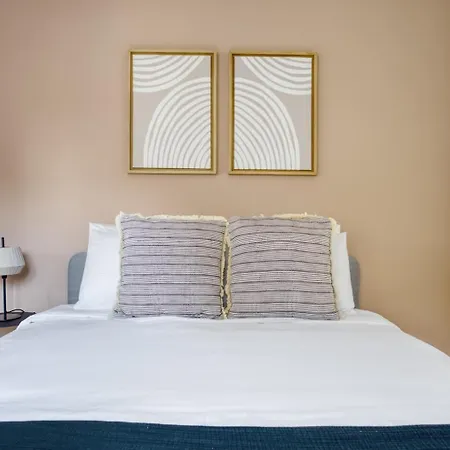 Belo Com Wc Privativo * Lisboa